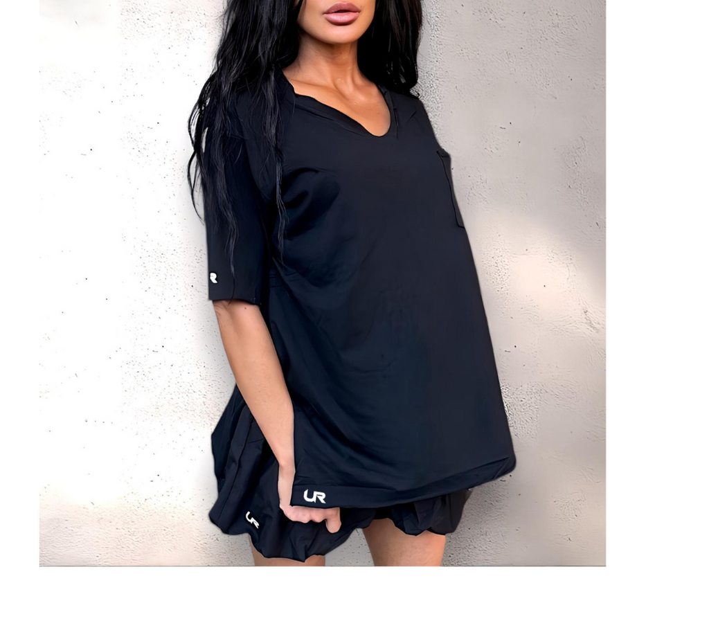 Oversized baggy look, wide open v-neck, black, raw cut hems, small side splits for more air flow