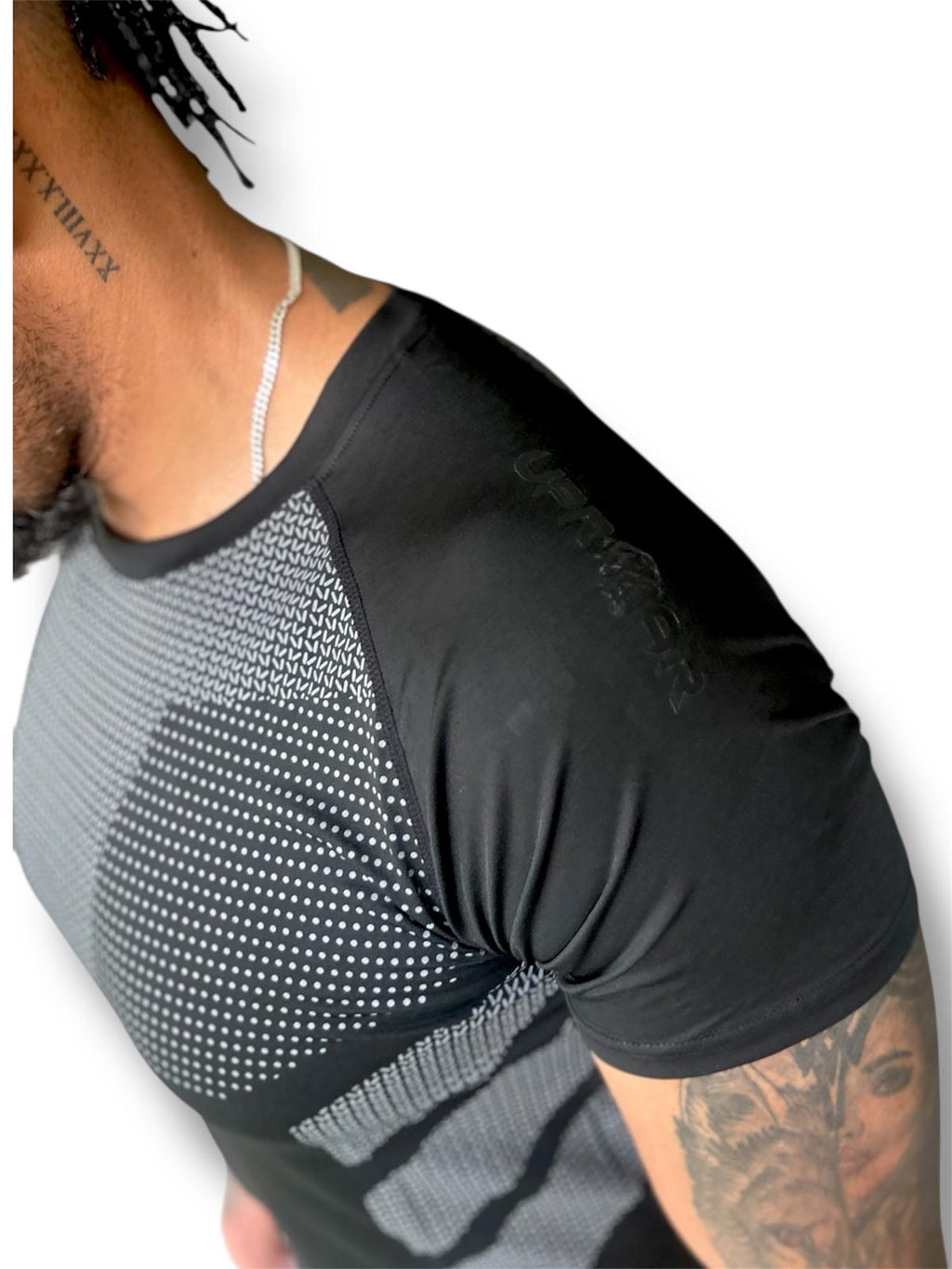 bjj shirts, non-slip bjj shirts, silicone strip tops for bjj, silicone hem tops, mens bjj tops, no-gi training wear, no-gi clothes, non-slip fightwear, non-slip rolling gear
