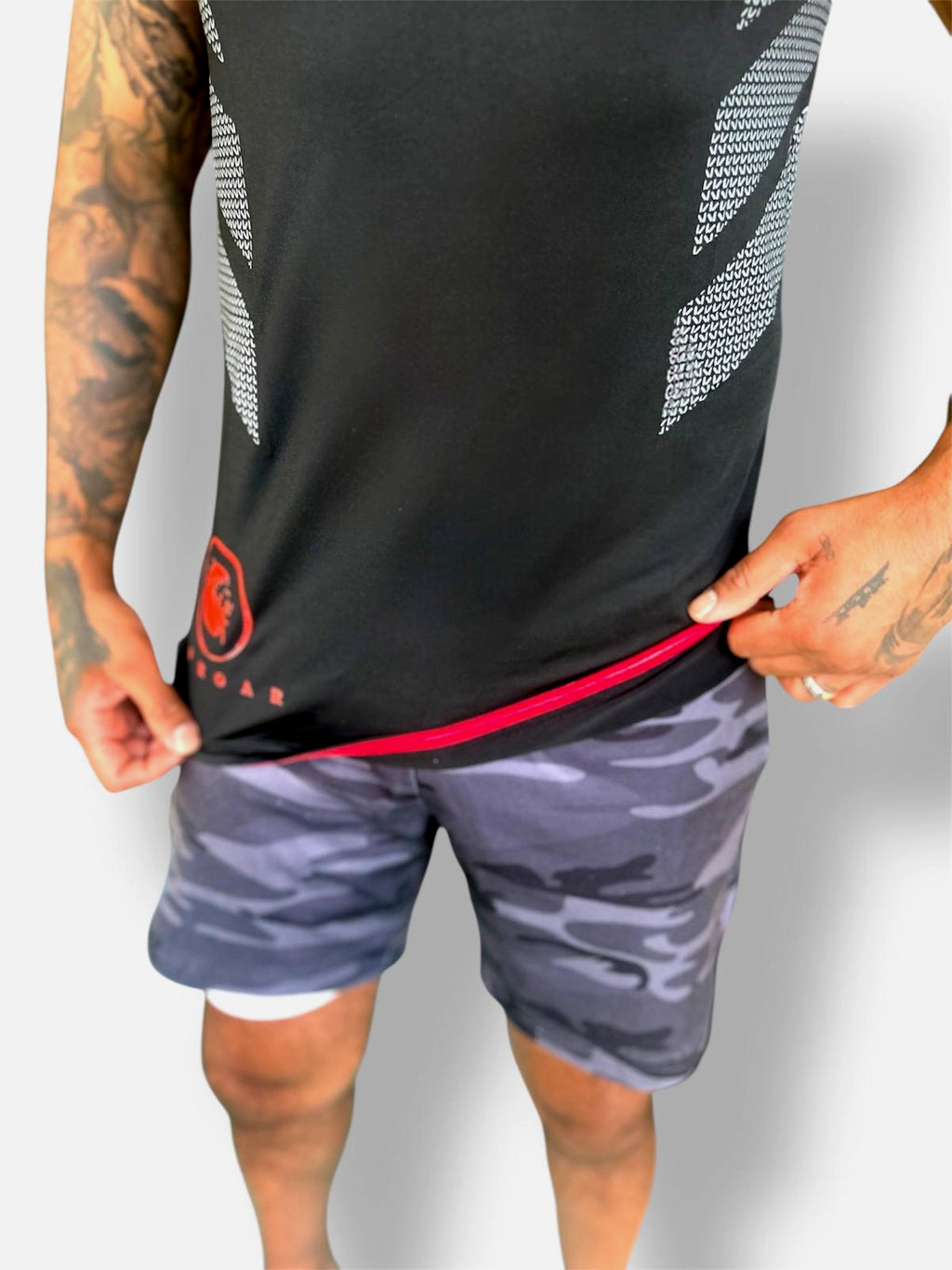 bjj shirts, non-slip bjj shirts, silicone strip tops for bjj, silicone hem tops, mens bjj tops, no-gi training wear, no-gi clothes, non-slip fightwear, non-slip rolling gear