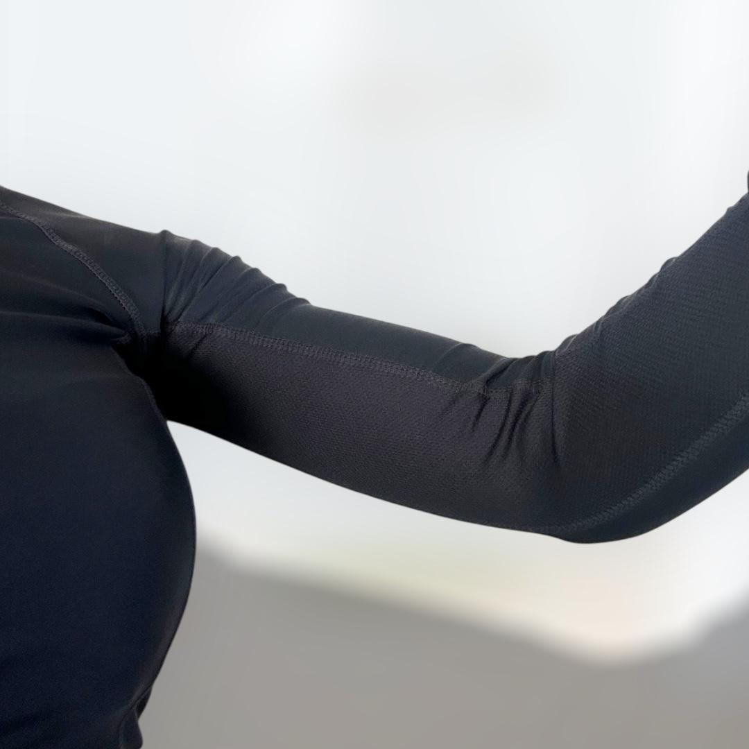 women's long sleeve rashie, black long sleeve rashguard, black rashie, compression wear for women, black long sleeve compression wear for women, compression rashguard